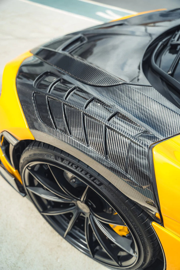 MCLAREN 720S CARBON FIBRE FRONT FENDERS